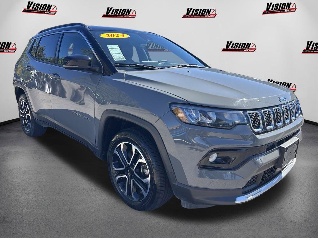 Used 2024 Gray Jeep Limited image 3