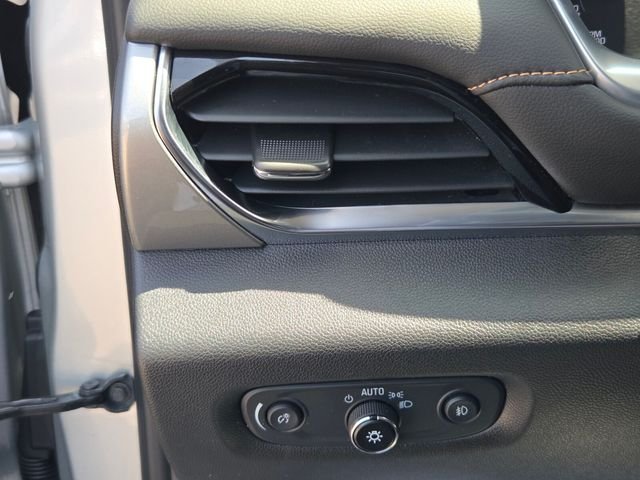 Used 2021 Silver Chevrolet LT image 26