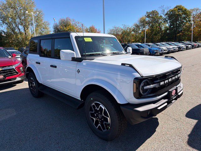 New 2026 White Ford Outer Banks image 1
