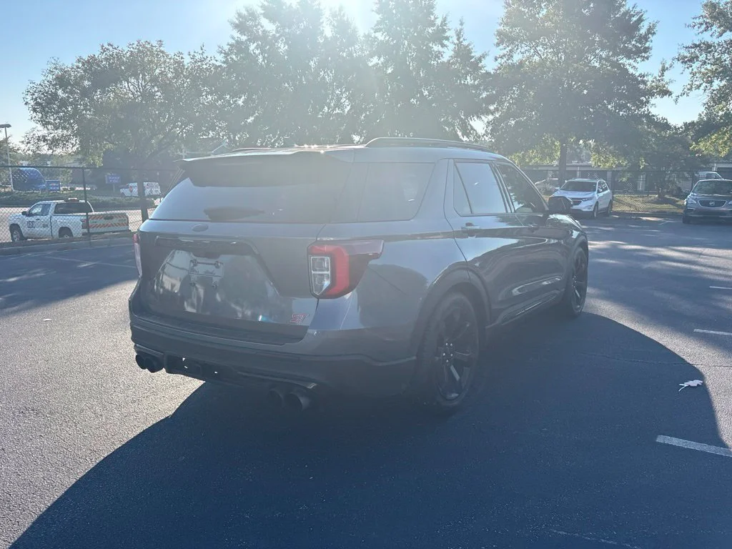 Used 2023 Gray Ford ST image 3