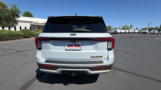 New 2026 Space White Metallic Ford Tremor® image 5