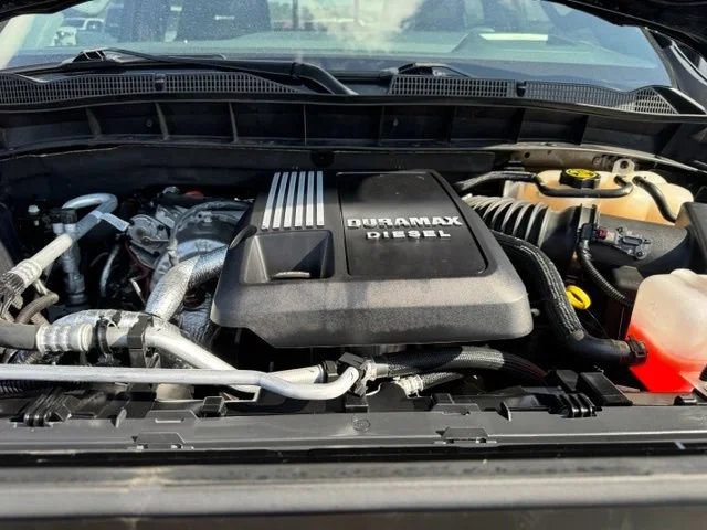 Used 2024 Onyx Black GMC AT4 image 30