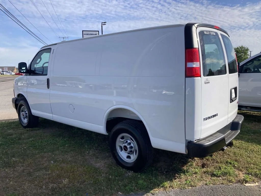 New 2026 Summit White GMC Work Van image 6