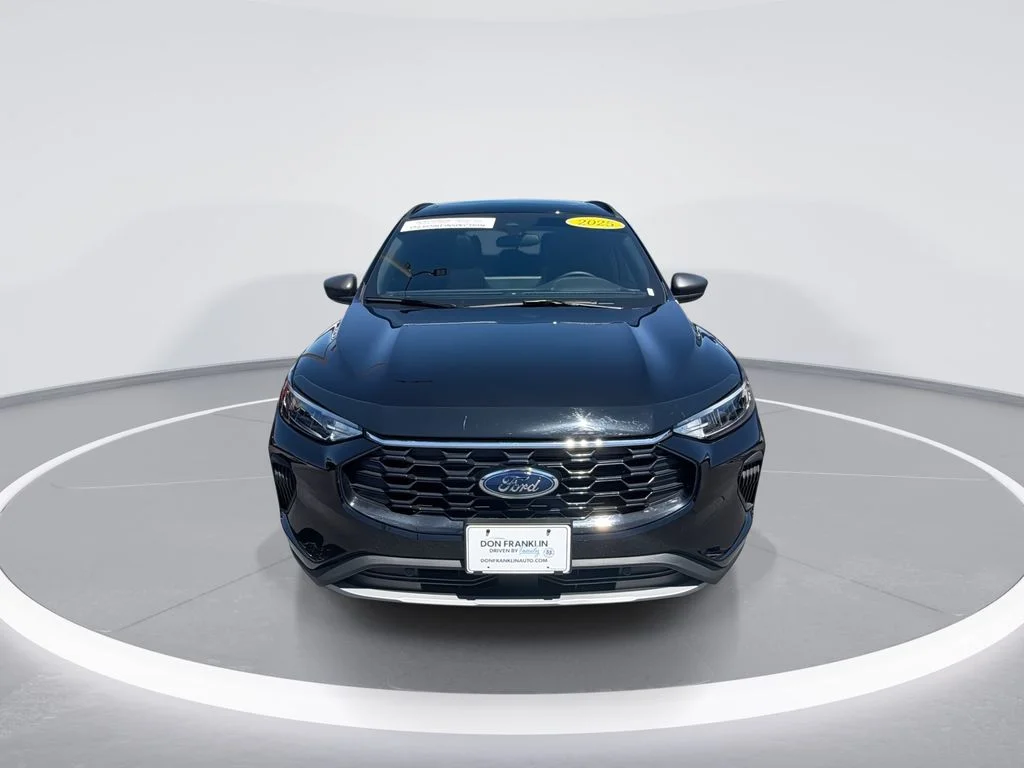 Used 2025 Black Ford ST-Line image 3