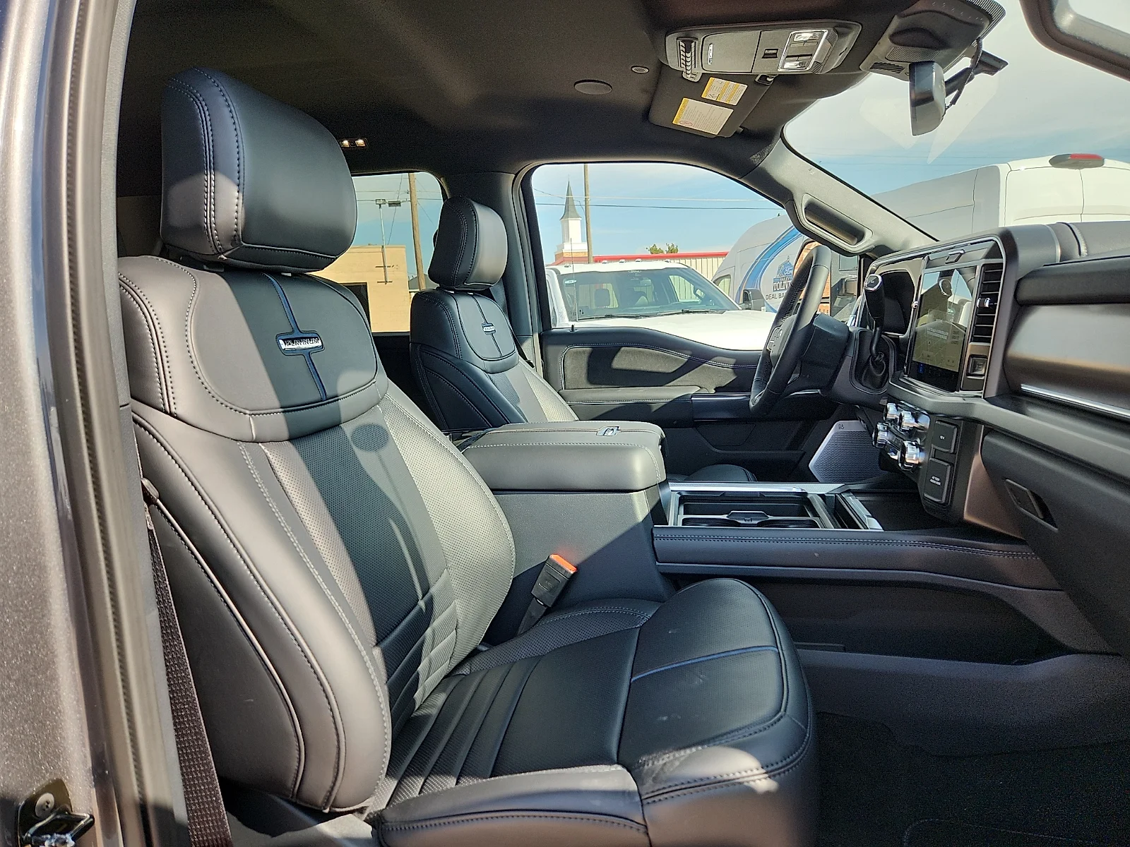 New 2027 Carbonized Gray Metallic Ford Platinum image 19