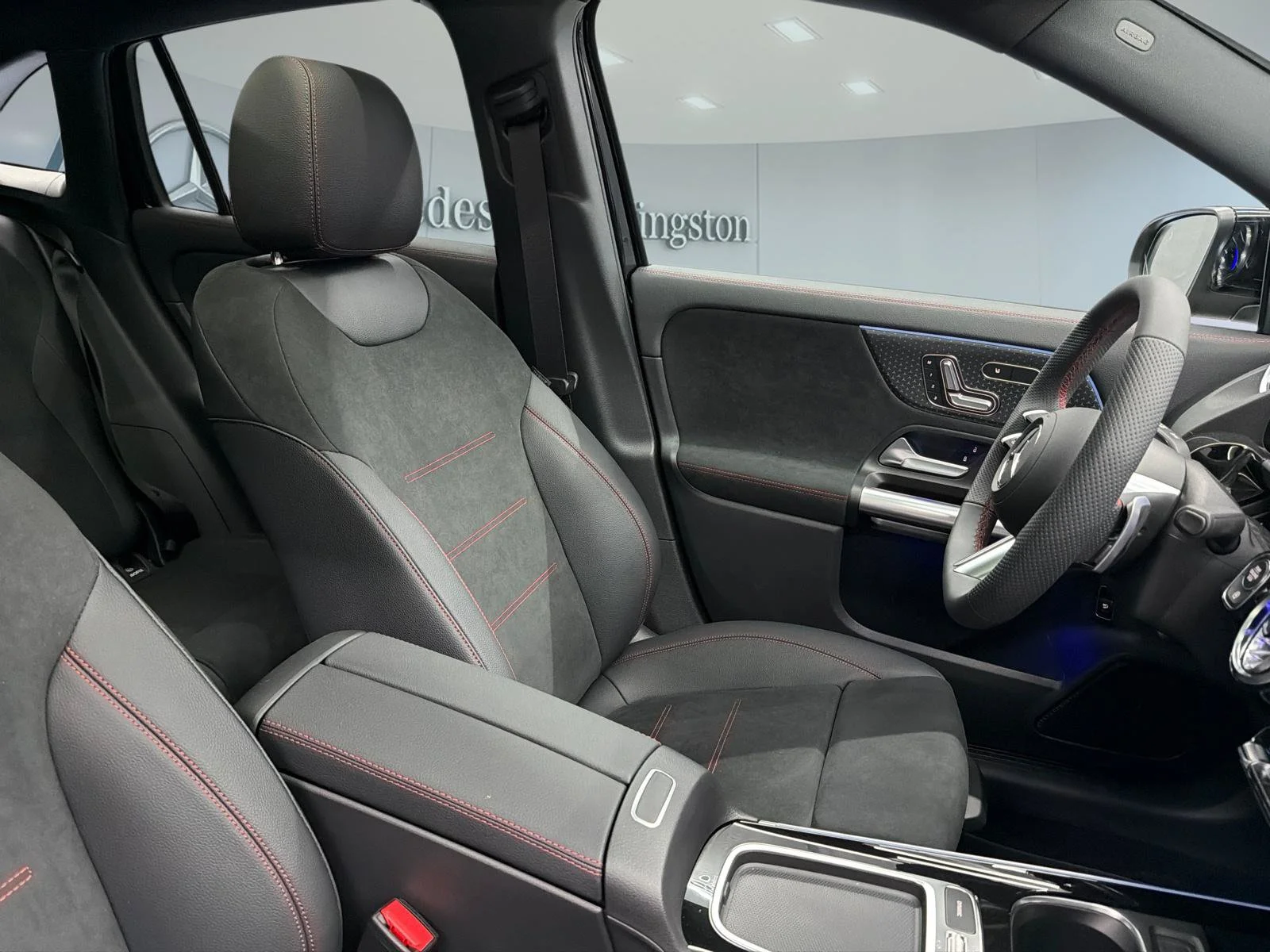 Used 2026 Black Mercedes-Benz GLA 250 image 29