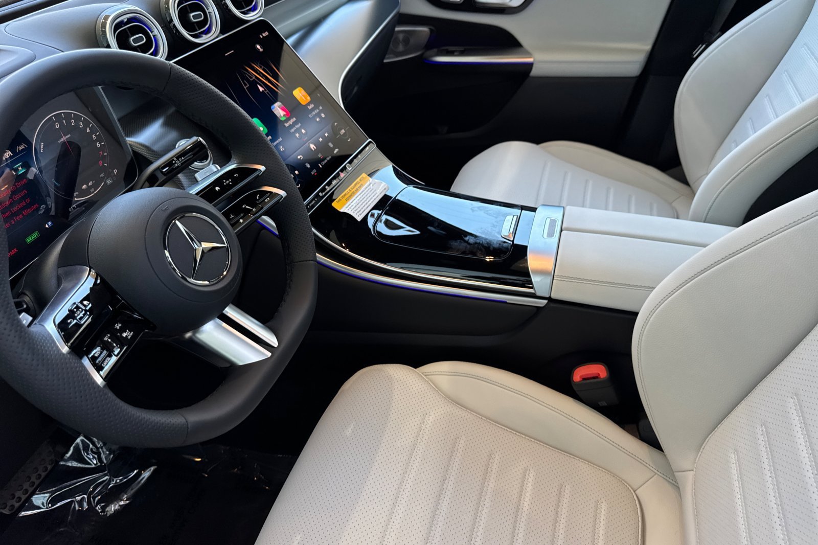 New 2027 Starling Blue Metallic Mercedes-Benz GLC 350e image 10