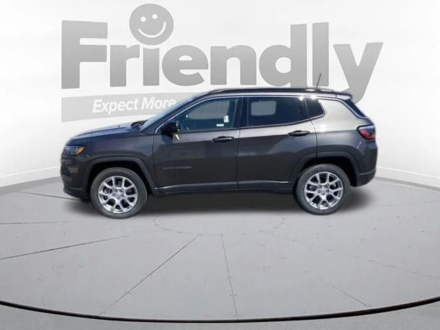 Used 2023 Gray Jeep Latitude Lux image 8