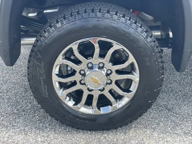 2026 Chevrolet Silverado 2500 HD LTZ - Photo 7