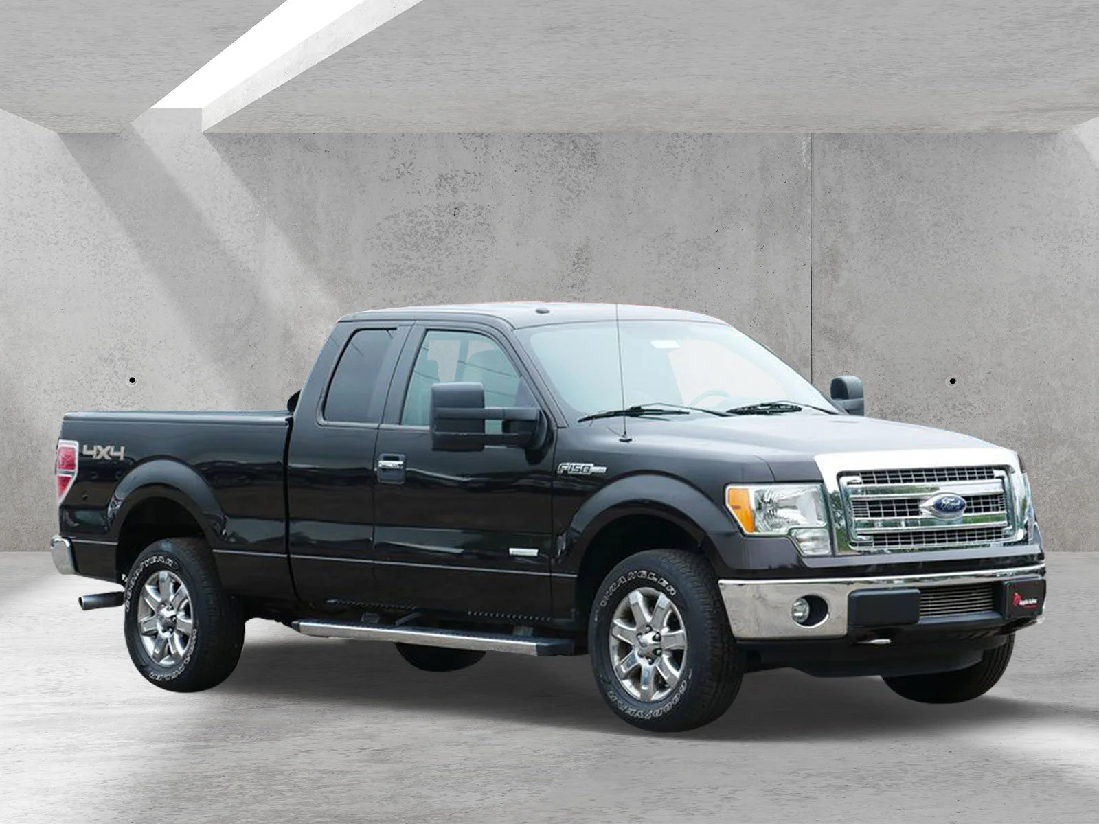 2013 Ford F-150 XLT 4x4 SuperCab 145-in's photo