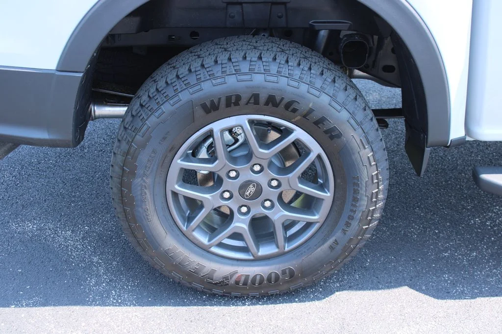 New 2026 Avalanche Ford XLT image 18