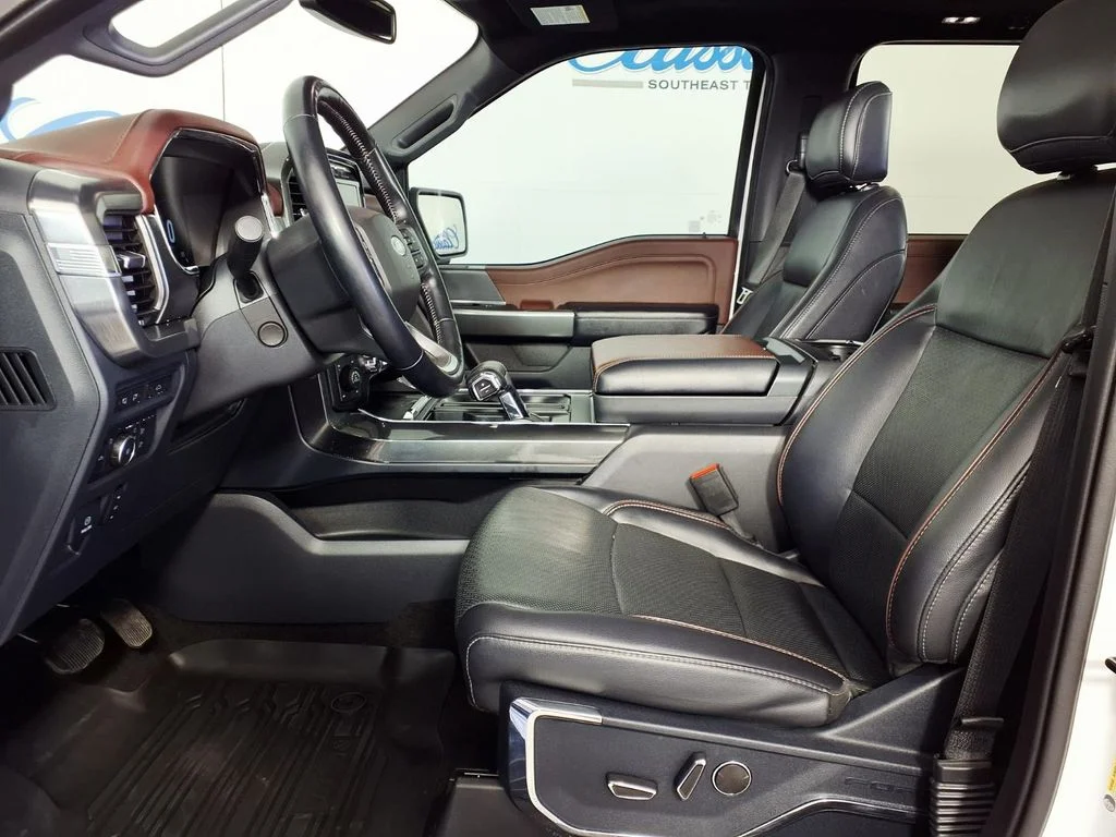 Used 2021 White Ford Lariat image 8