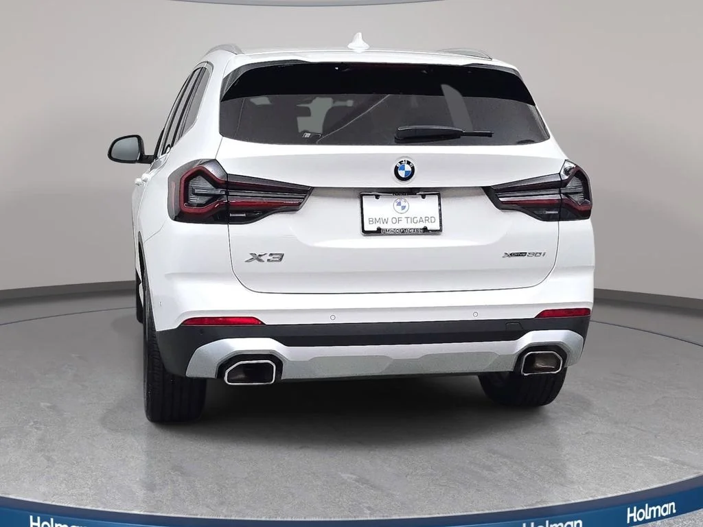 Used 2024 Alpine White BMW xDrive30i image 6
