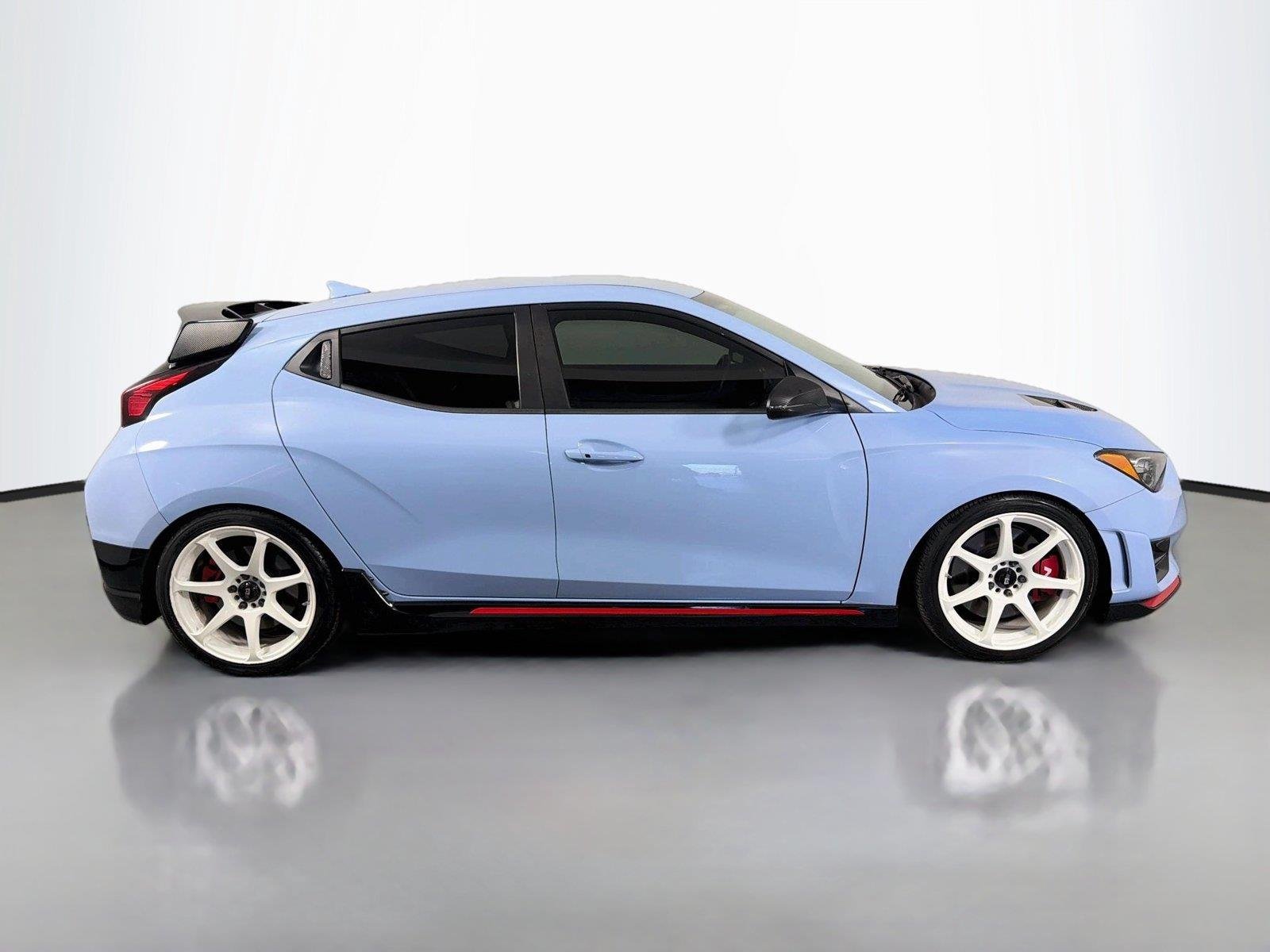 Used 2020 Performance Blue Hyundai Manual image 4