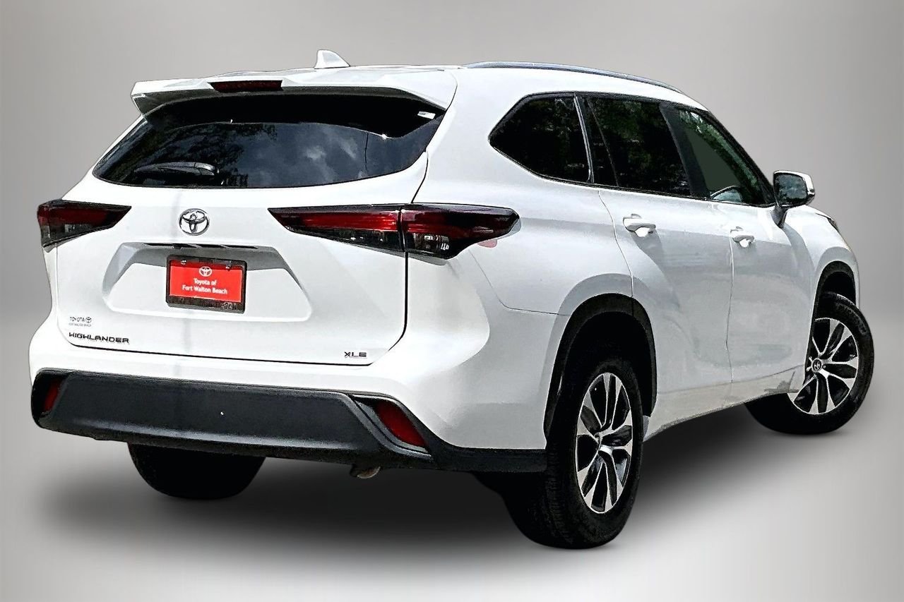 Certified Used 2025 Beige Toyota XLE image 5