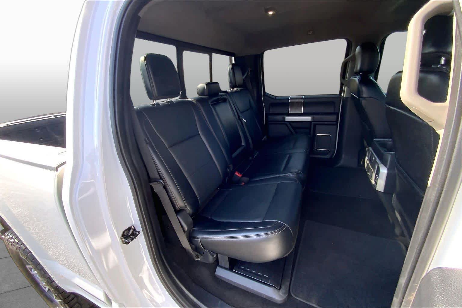 Used 2019 Oxford White Ford LARIAT image 20
