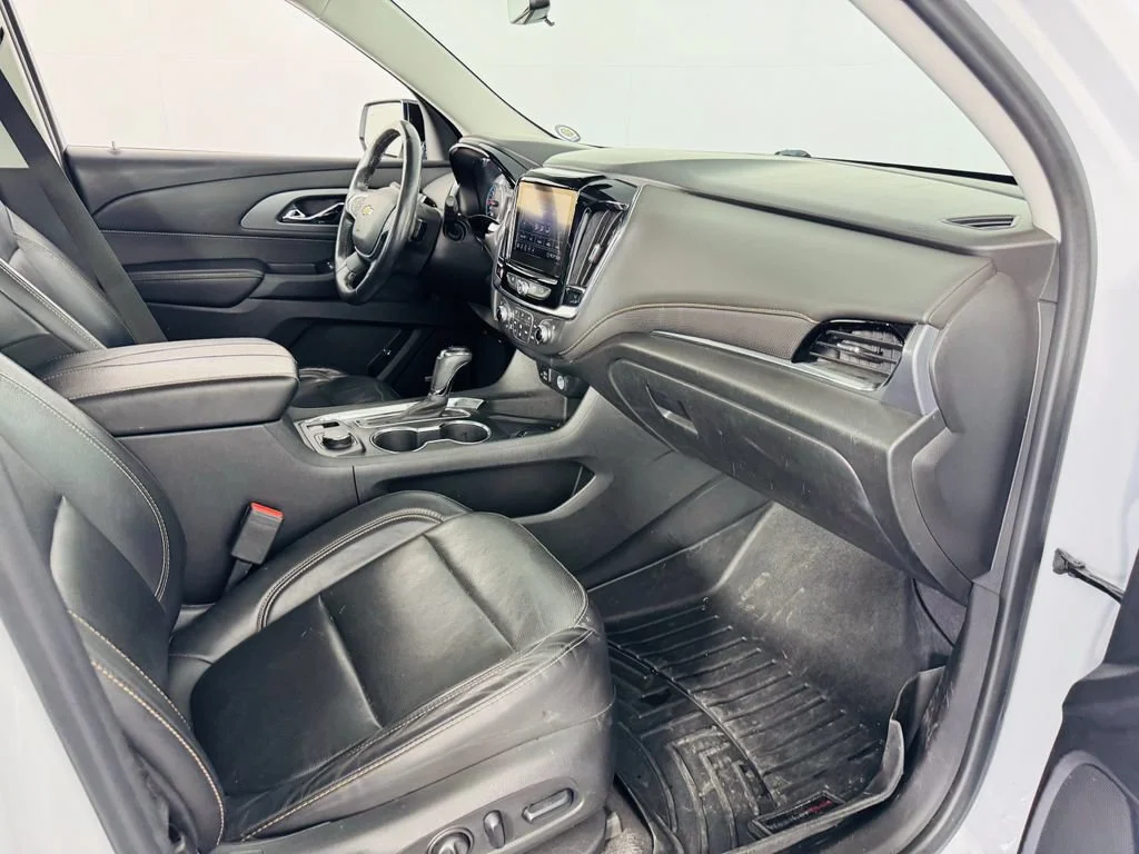 Used 2020 SUMMIT WHITE Chevrolet Premier image 34