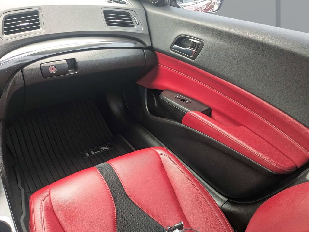 Used 2022 Red Acura Technology & A-Spec Packages image 15