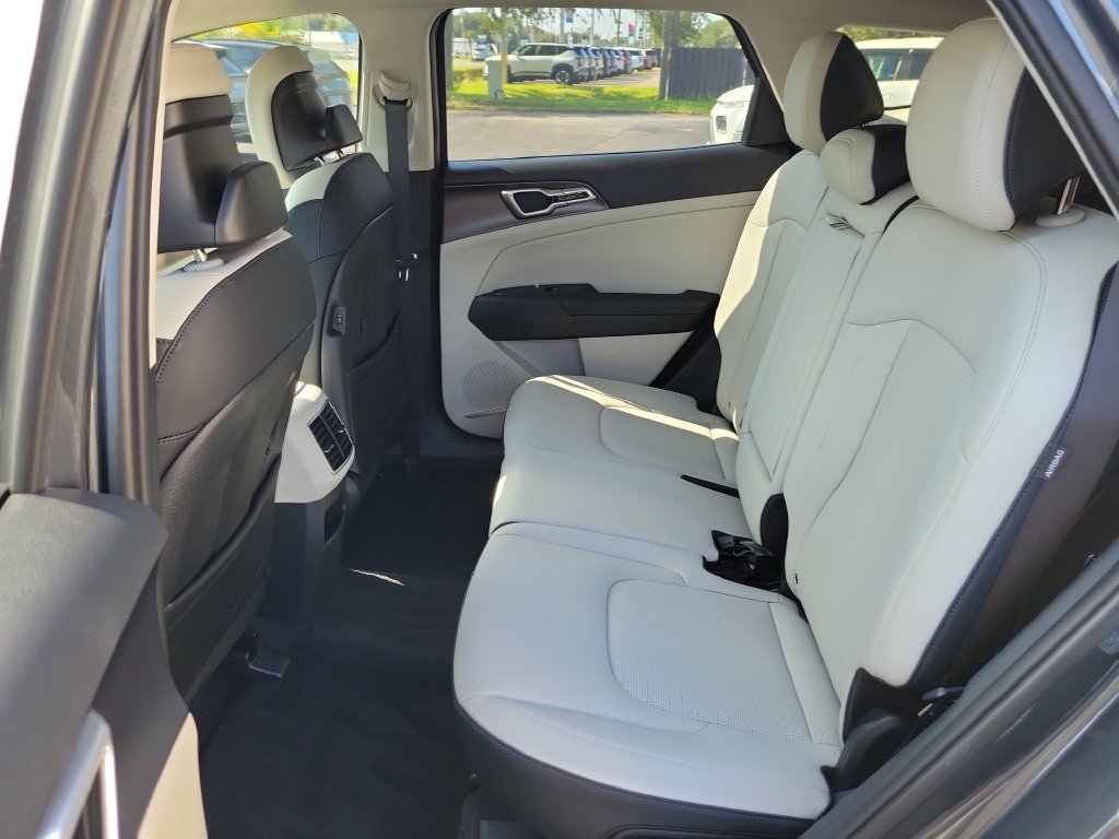 New 2026 Gravity Gray Kia EX image 16