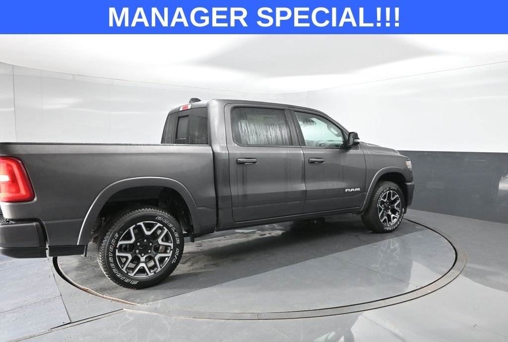 New 2026 Granite Crystal Metallic Clear-Coat Exterior Paint RAM Laramie image 15