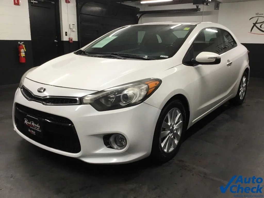 Used 2015 White Kia EX image 5