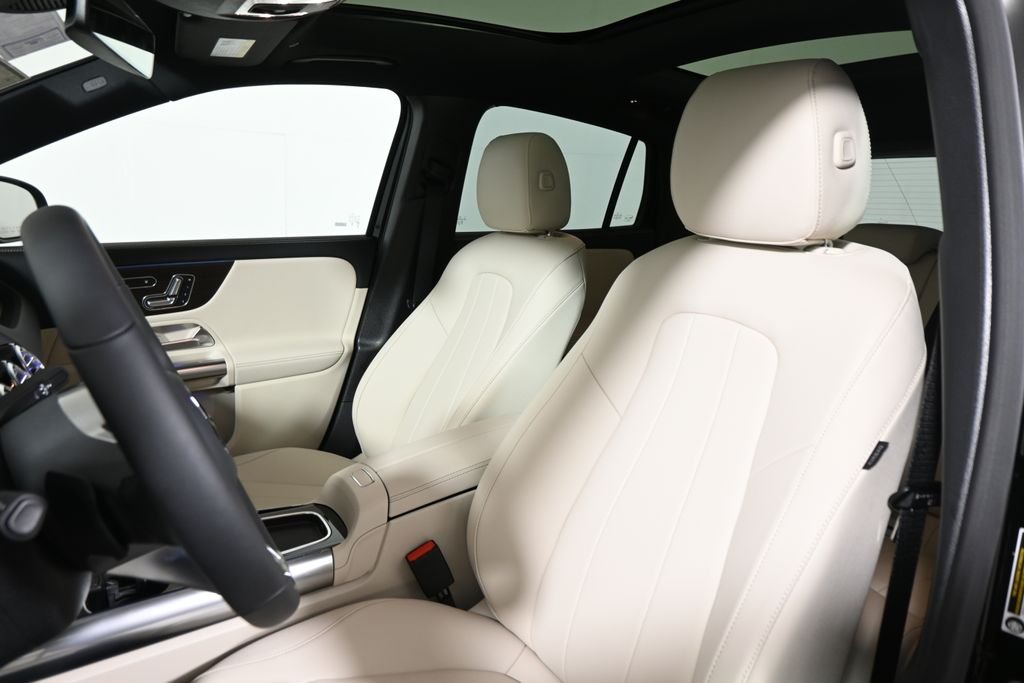 New 2026 Night Black Mercedes-Benz GLA 250 image 15