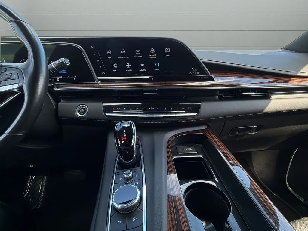 Used 2021 Black Cadillac Sport image 23