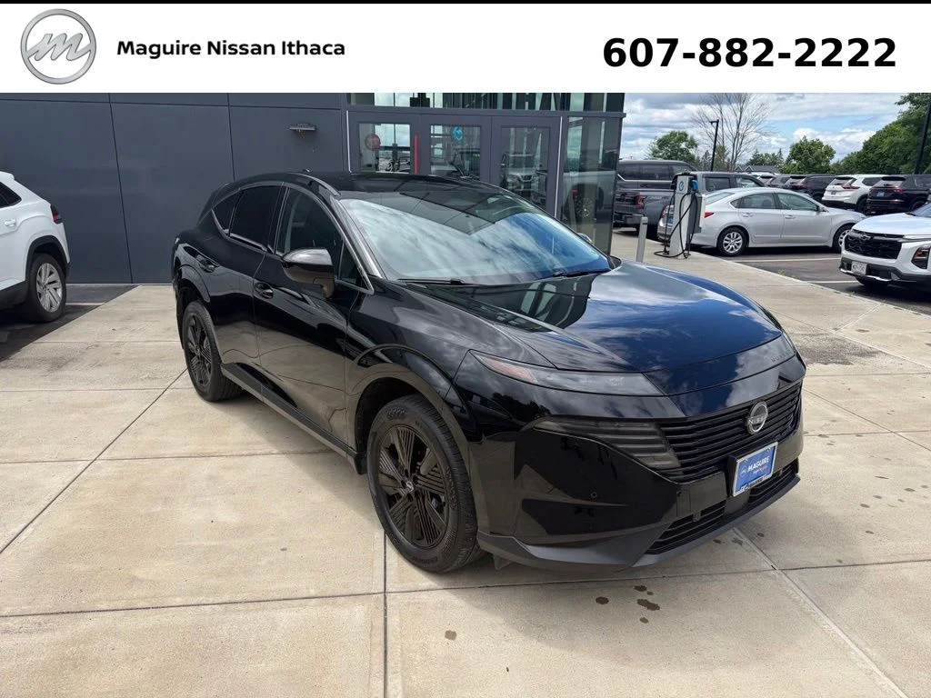 Used 2025 Black Nissan SV image 3