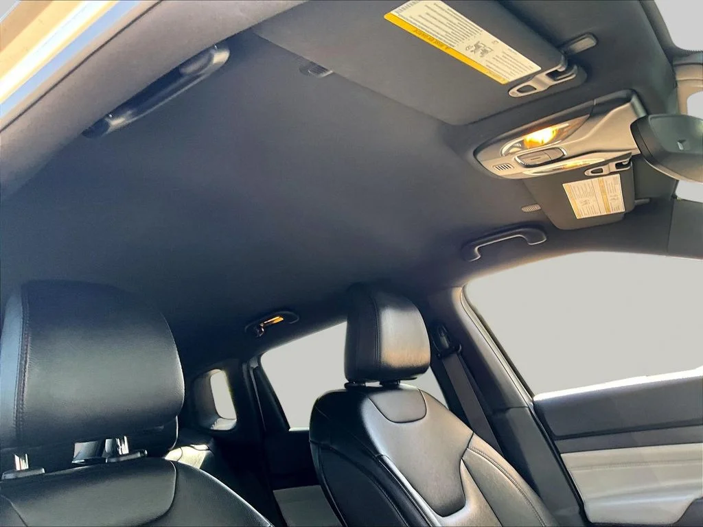 2025 Jeep Compass Limited - Photo 31