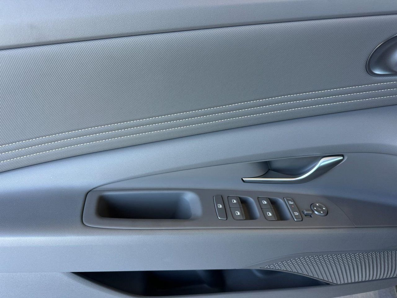 New 2026 Gray Hyundai SEL Sport image 10