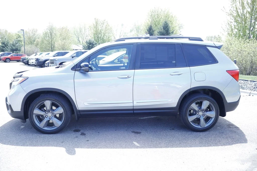 Certified 2019 Honda Passport Touring with VIN 5FNYF8H94KB011705 for sale in Coon Rapids, Minnesota