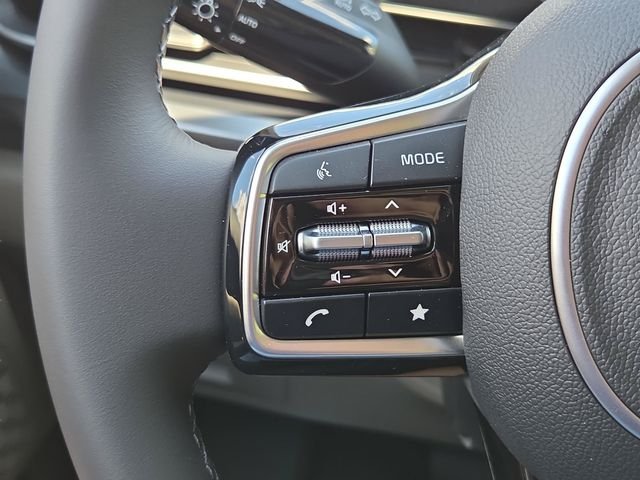 New 2026 Aurora Black Pearl Kia LXS image 13
