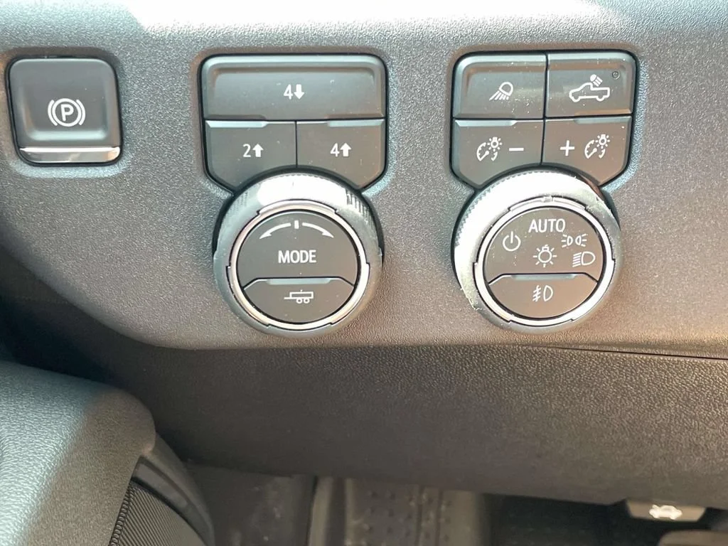 2026 Chevrolet Silverado 3500 HD LT - Photo 29