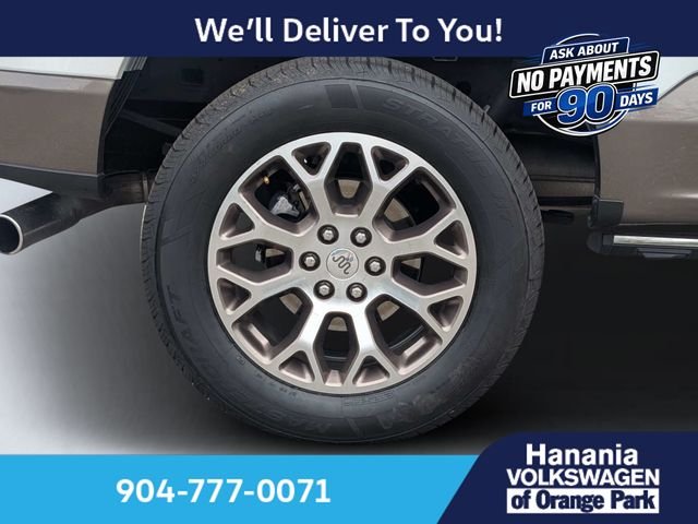 Used 2022 White Ford King Ranch image 11