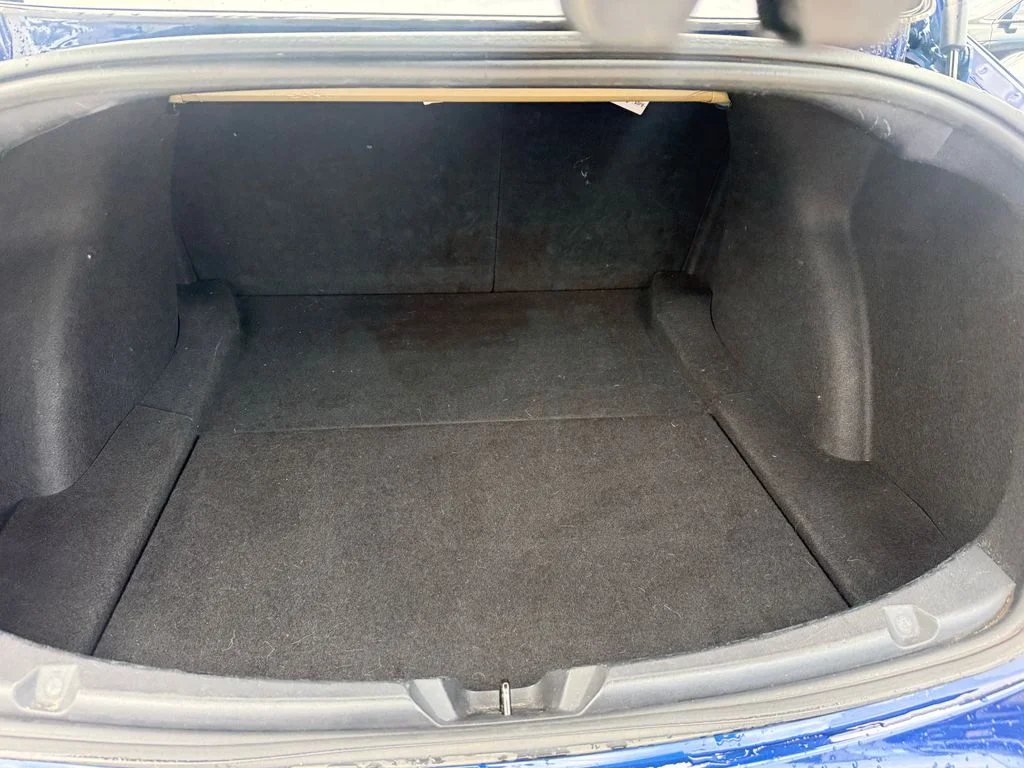 Used 2022  Tesla Base image 35