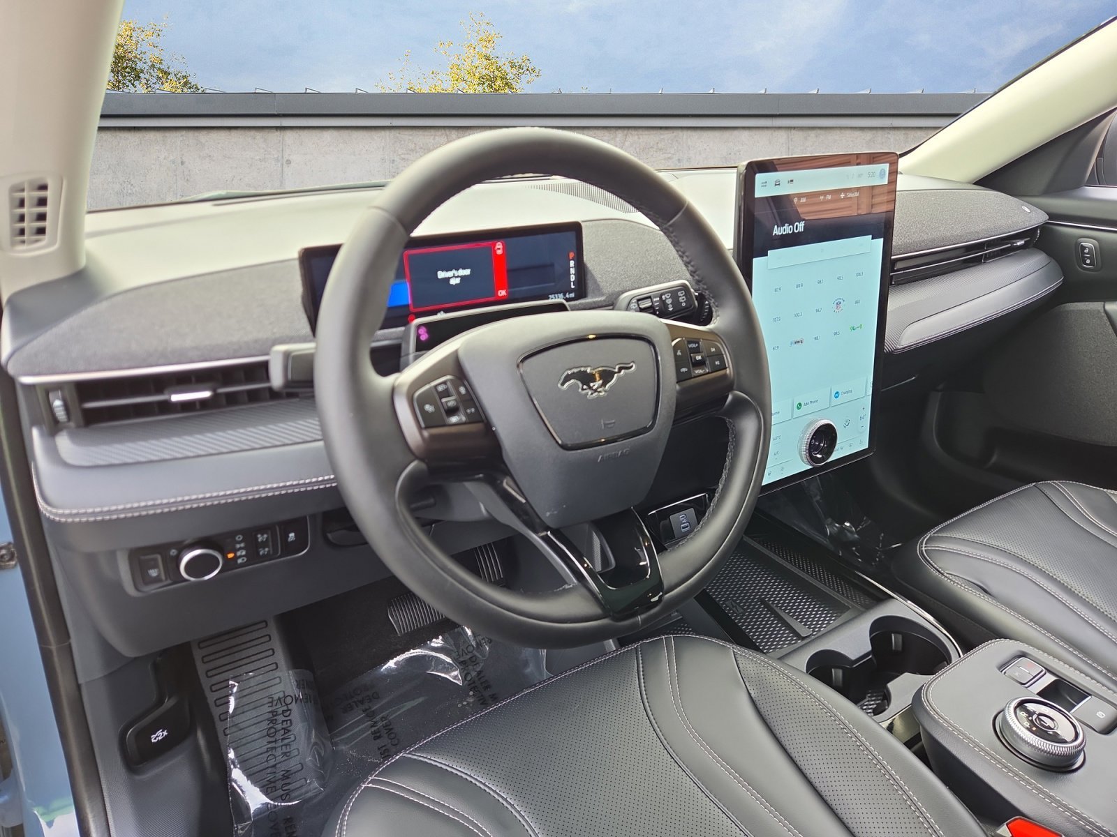 2023 Ford Mustang Mach-E Premium AWD - Photo 10