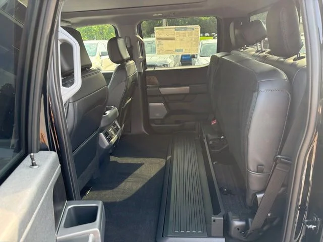 New 2026 Agate Black Metallic Ford F-250® Lariat® image 55