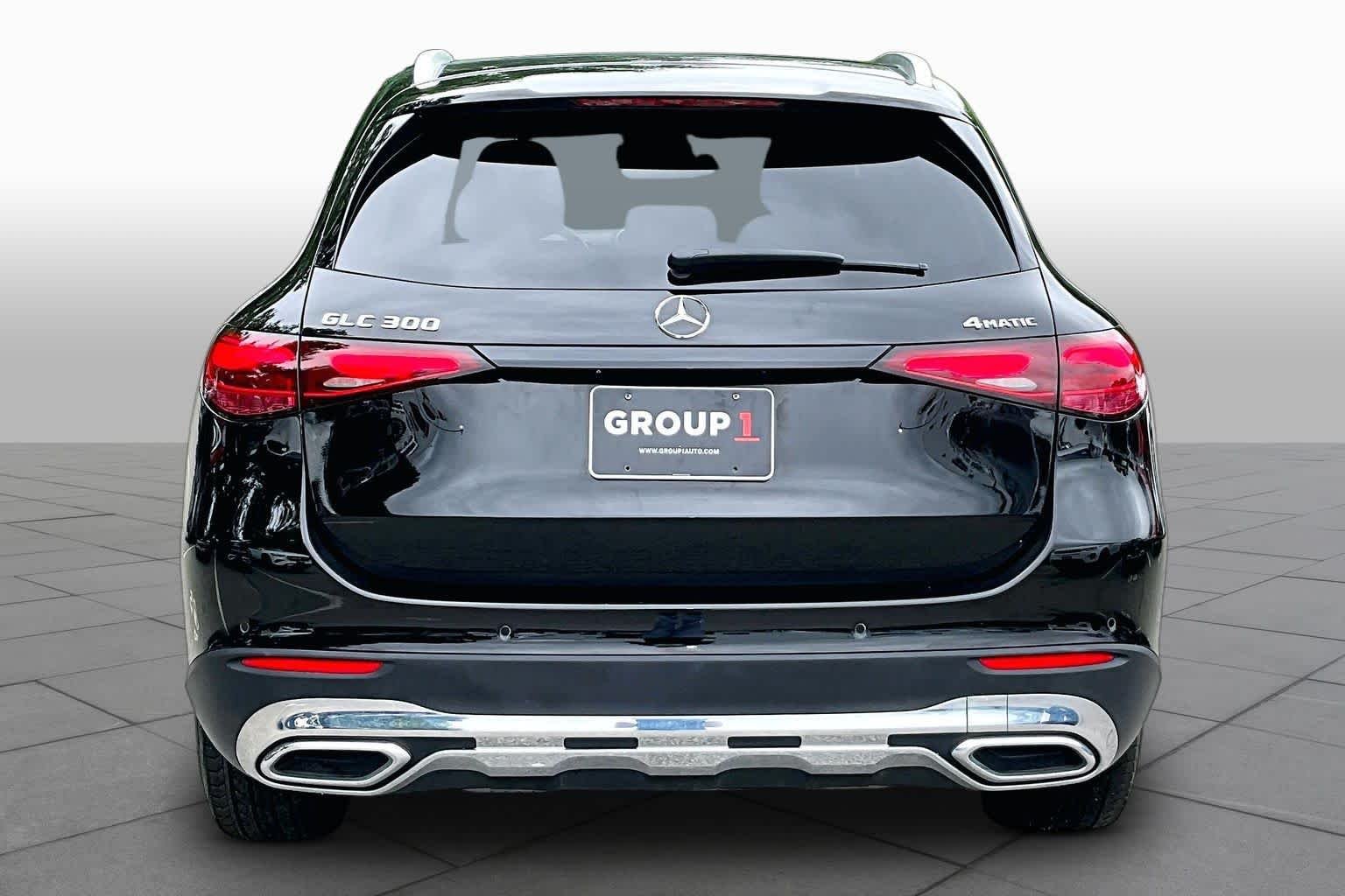 Used 2024 Polar White Mercedes-Benz GLC 300 image 5
