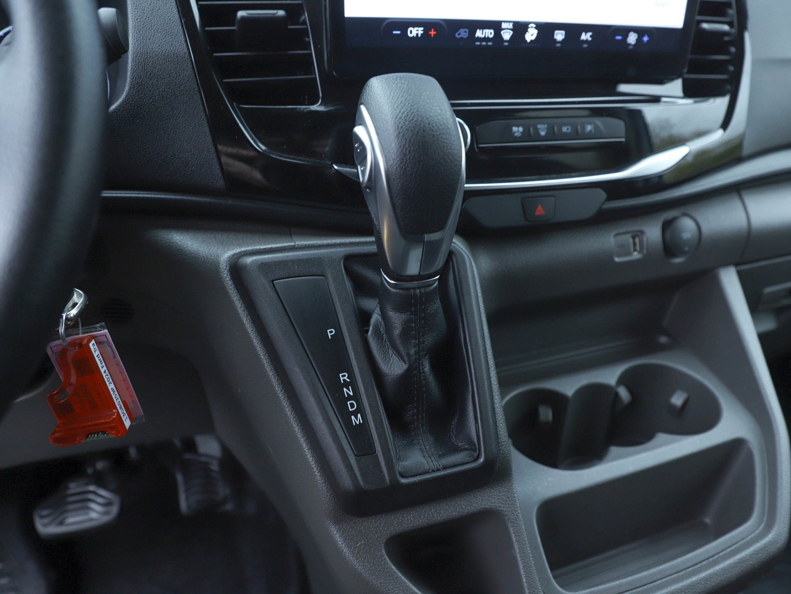 Used 2024 Oxford White Ford Xlt image 22