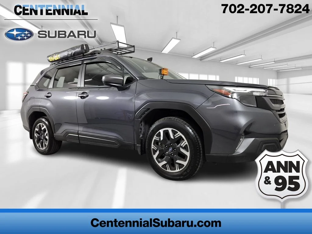 2025 Subaru Forester Premium's photo