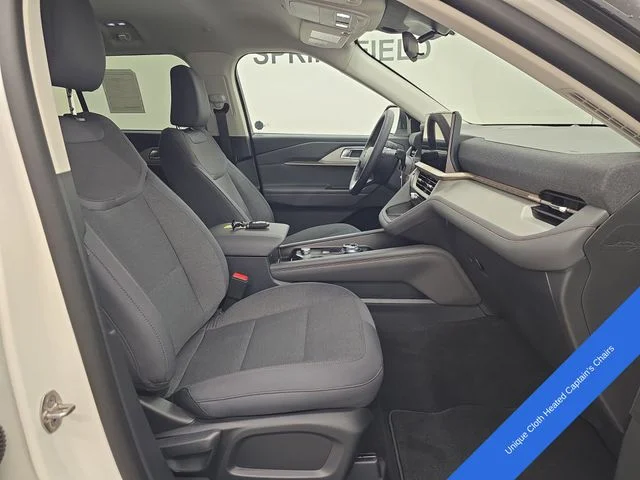 New 2026 Star White Metallic Tri-Coat Ford Active image 10