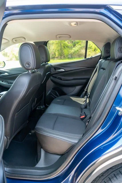 Used 2023 Blue Buick Select image 12