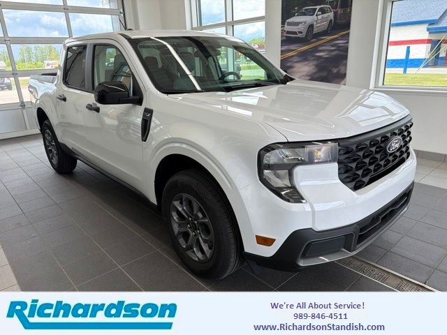 New 2026 Oxford White Ford XLT image 1
