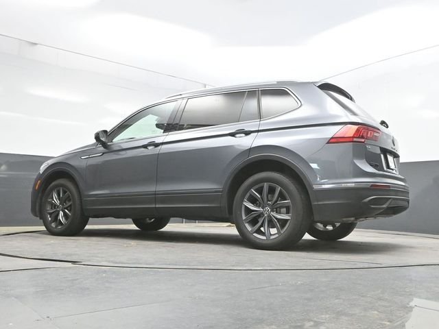 Used 2023 Gray Volkswagen 2.0T SE image 31