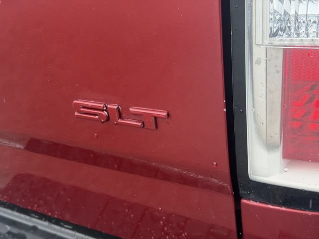 Used 2018 RED QUARTZ TINTCOAT GMC 4WD SLT image 15