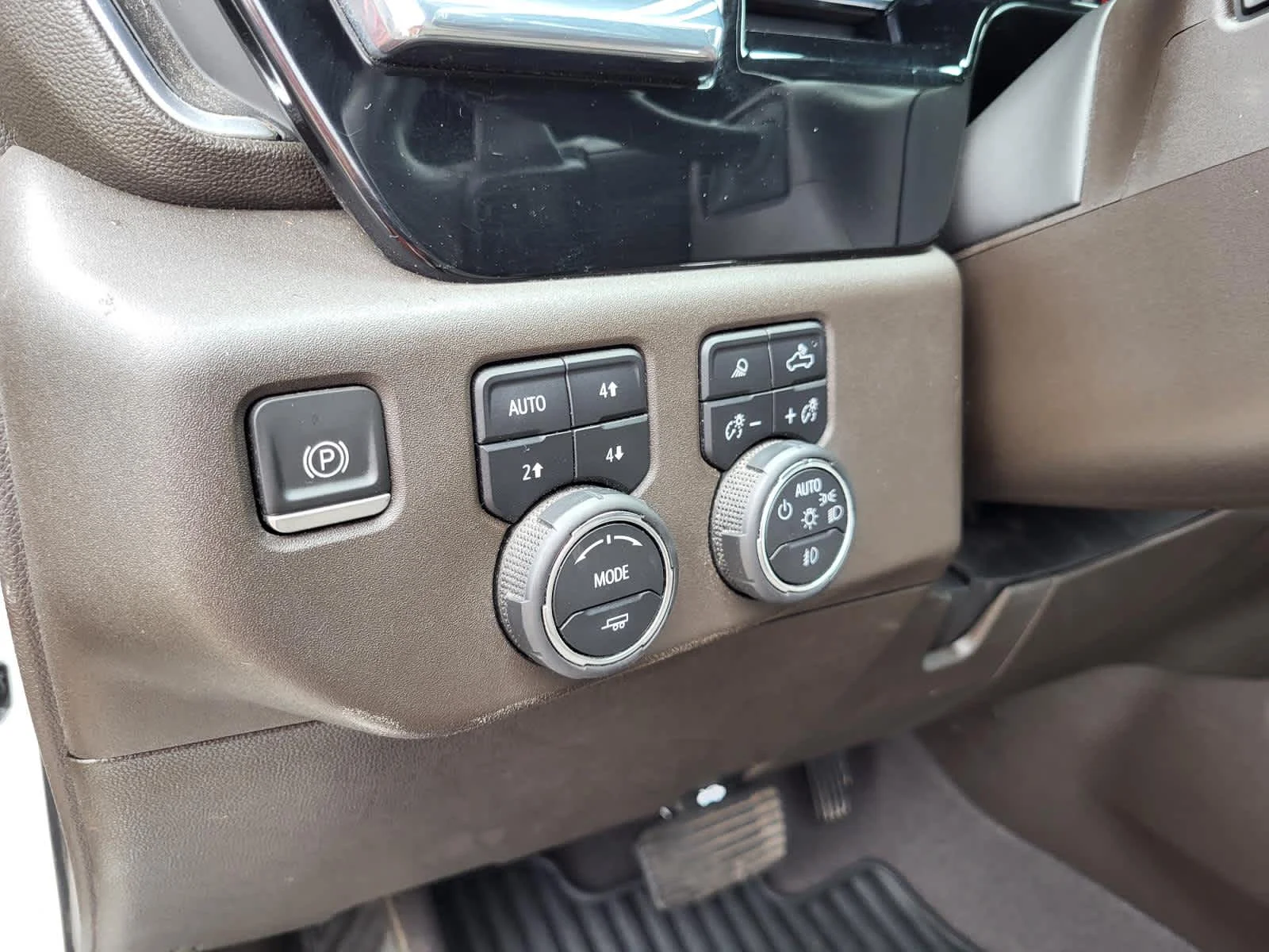 Used 2023 Summit White Chevrolet LT Trail Boss image 17