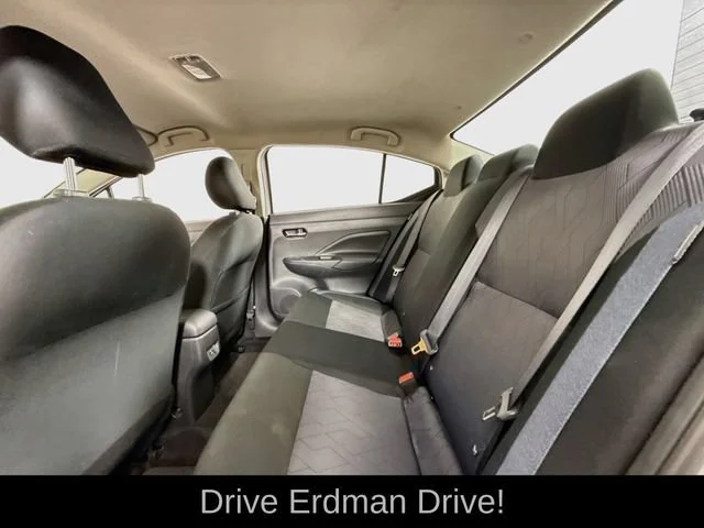 2025 Nissan Versa Sedan SV - Photo 9