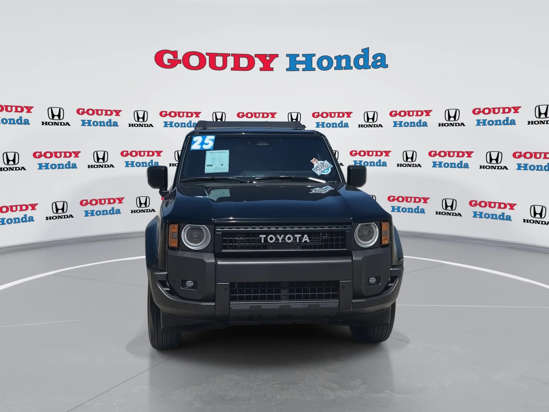 Used 2025 Black Toyota 1958 image 3