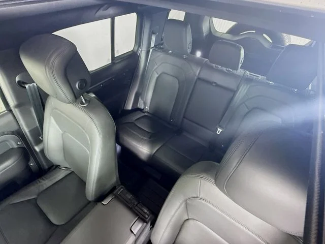 Certified Used 2024 Gray Land Rover V8 image 14