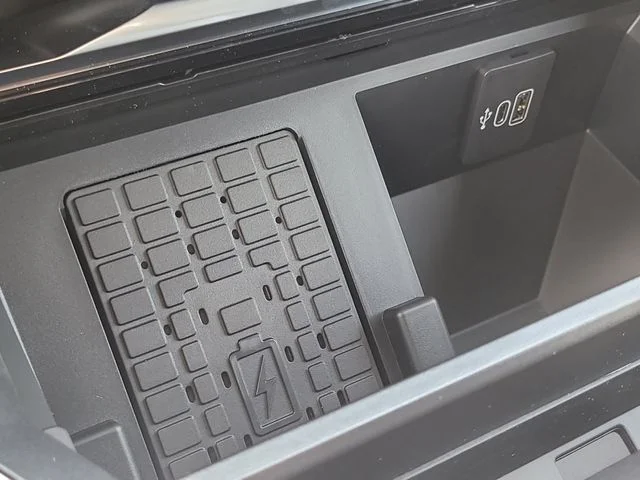 New 2026 Gray Metallic Ford Platinum image 28